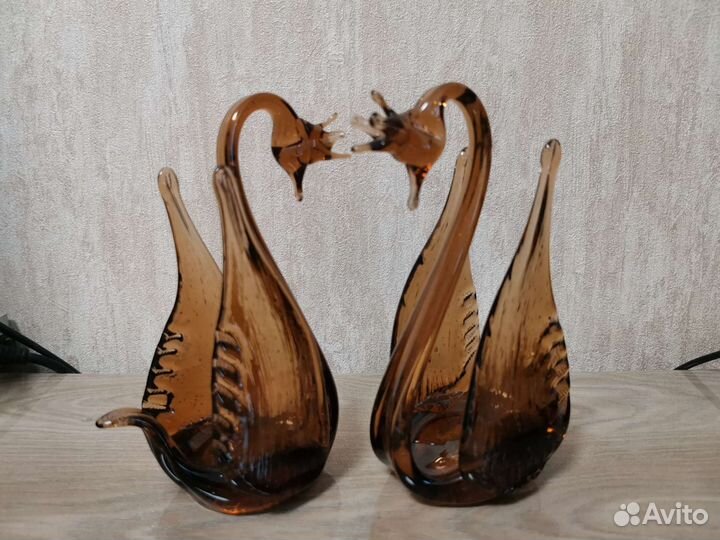 Салфетница карамельное стекло СССР Лебеди