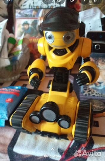 Игрушка робот