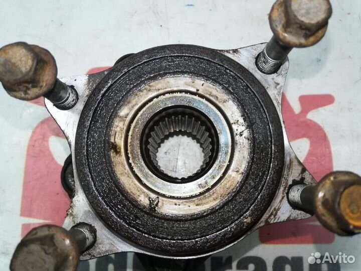 Ступица задняя левая Suzuki Grand Vitara TD54V