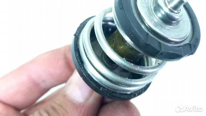 Термостат VW Passat CC