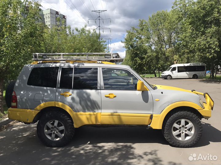 Mitsubishi Montero 3.8 AT, 2004, 240 000 км