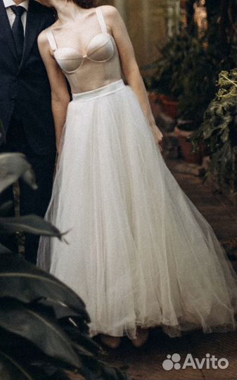 Свадебное платье Vesna Wedding