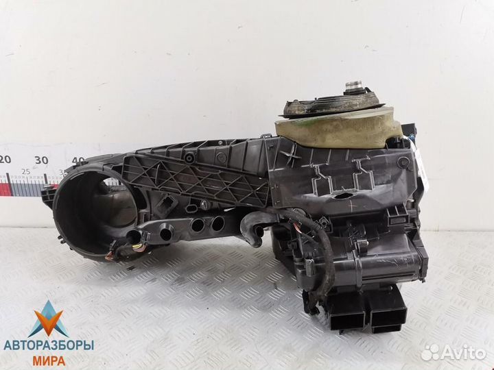 Отопитель в сборе (печка) Volkswagen Passat