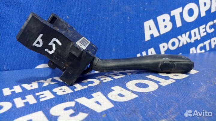 Переключатель дворников Volkswagen Passat B5 седан