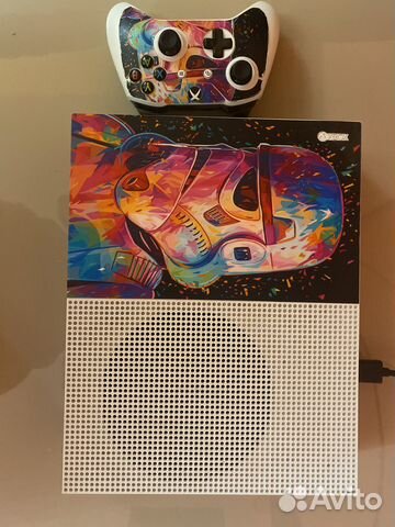 Продаю игровую консоль xbox ONE S