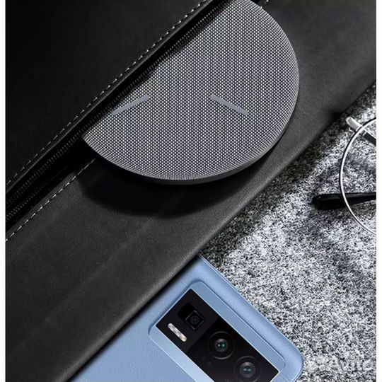 Беспроводная зарядка Xiaomi Redmi 30W (MDY-14-ES)