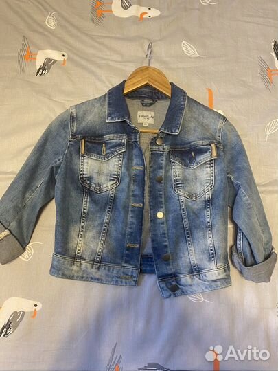 Куртка джинсовая