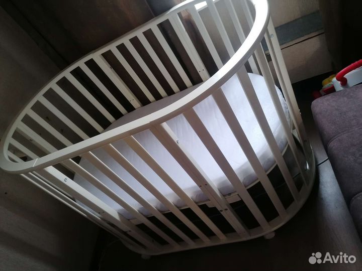 Детская кровать, без маятника