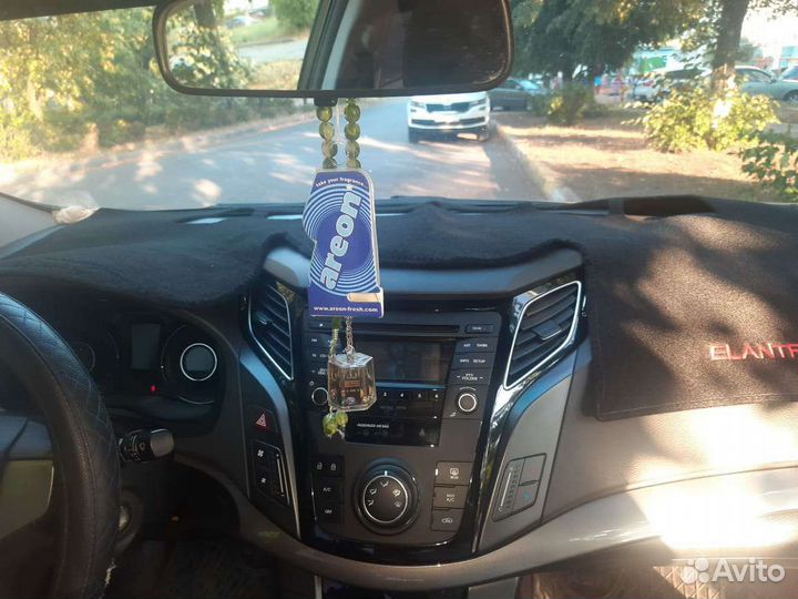 Накидка на панель hyundai elantra