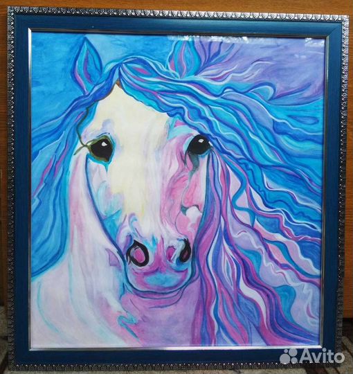 Лошадь в голубом и розовом