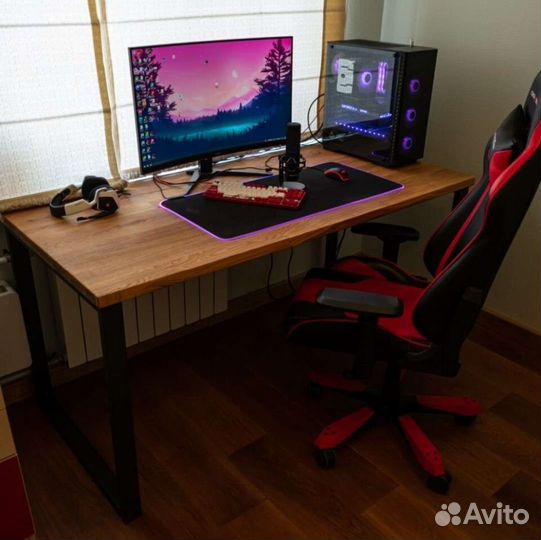 Компьютерный стол в стиле лофт массив