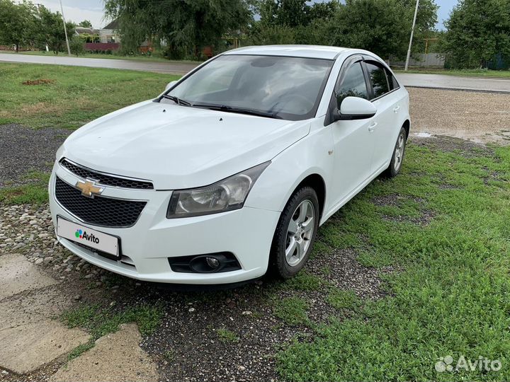 Chevrolet Cruze 1.8 AT, 2011, 209 000 км