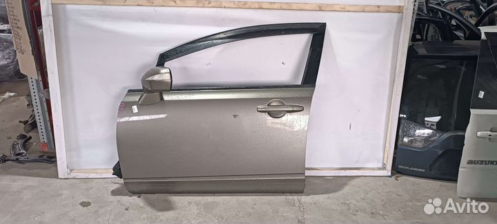 Дверь передняя левая Honda Civic 4D fd3. Оригинал