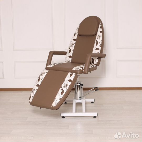 Косметологическое кресло 