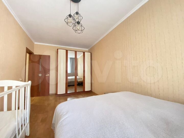 2-к. квартира, 52 м², 3/9 эт.