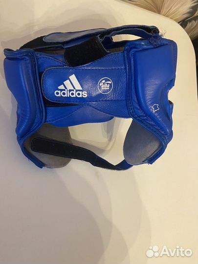 Боксерский шлем adidas aiba