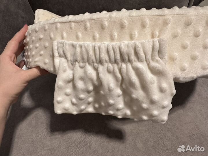 Подушка для кормления малыша грудью