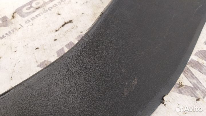 Обшивка багажной двери левая Ford Kuga 1