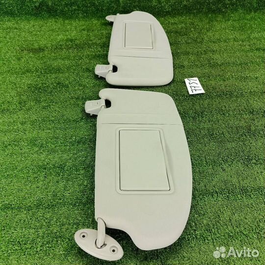 Солнцезащитный козырек Ford Focus 2 2007 1700319