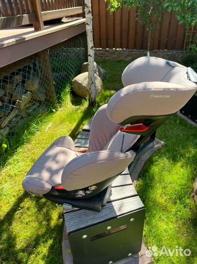 Детское автокресло maxi cosi