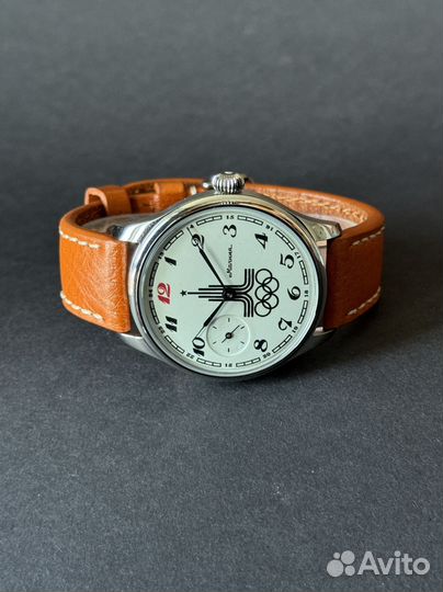Молния Олимпийские игры - наручные часы СССР