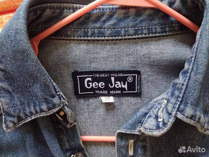 Джинсовая рубашка