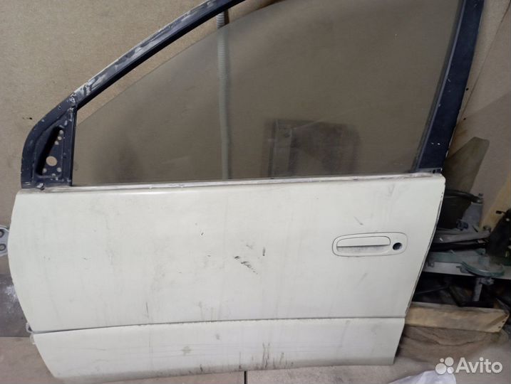 Двери toyota Ипсум