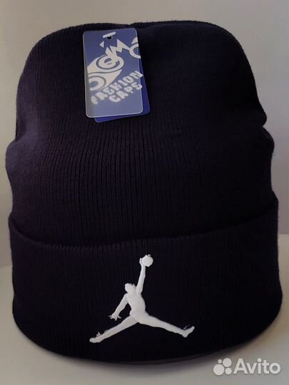 Шапка темно-синяя