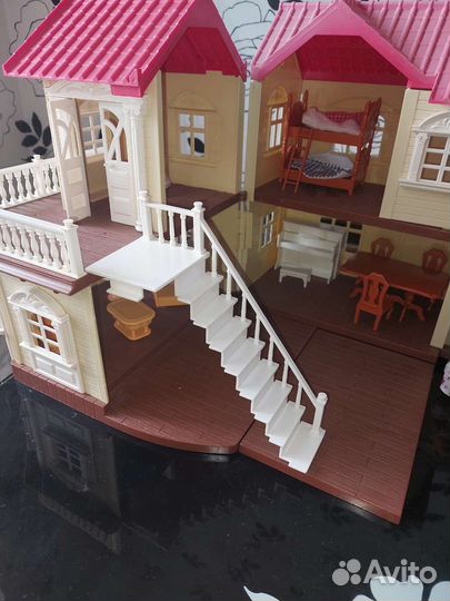 Домик для Sylvanian Families