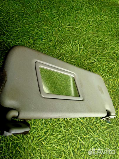 Козырек солнцезащитный правый для Пежо 306 1998г
