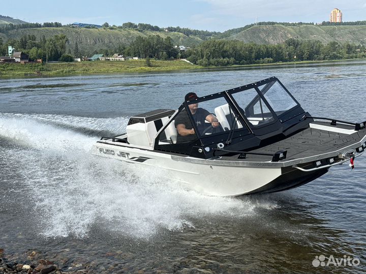 Водомётный катер X5 стационар 150 Л.С