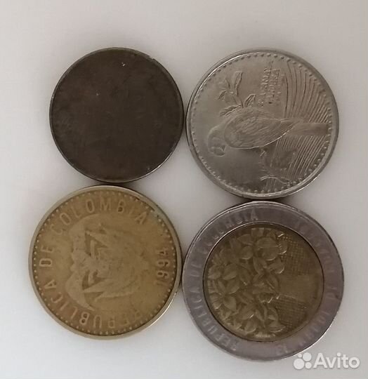 Продам монеты Колумбии