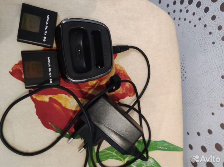 Зарядка DT-8 для Nokia 8800 (Cradle) + 2акб