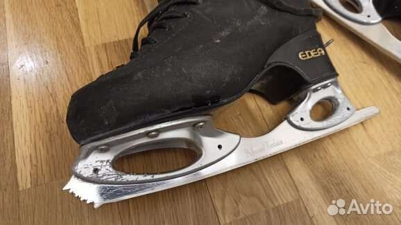 Ботинки для фигурного катания