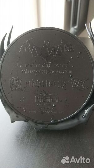 Фигурка Бэтмена из коллекционного издания игры