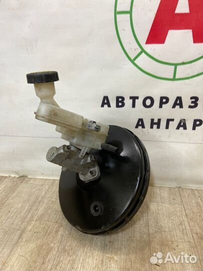 Главный тормозной цилиндр Nissan Note E11 (1.4)