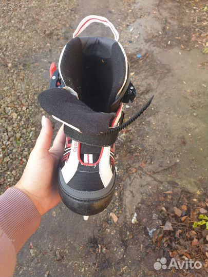 Коньки хоккейные