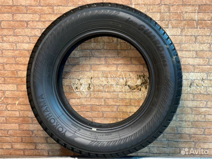 Yokohama Ice Guard IG65 225/65 R17