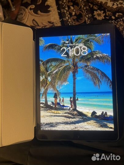 Планшет apple iPad 10.2