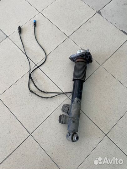 Задний амортизатор BMW X5M F85 X6M F86