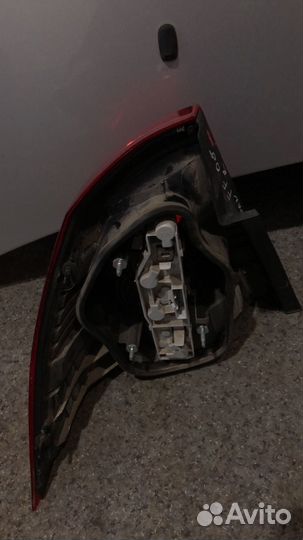 Фонарь задний правый Ford Focus 2 седан оригинал