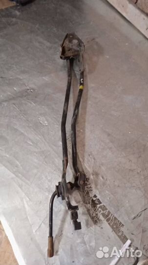 Кулиса МКПП Nissan Almera N16 2000 34110BN810