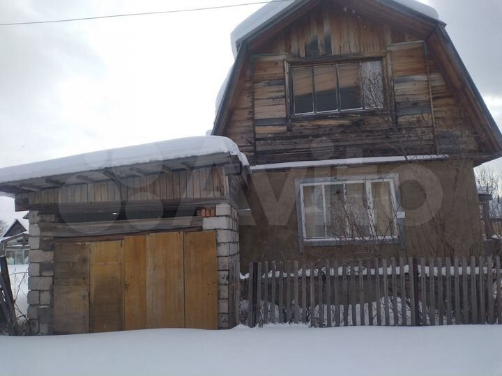 Дача 16 м² на участке 6 сот.