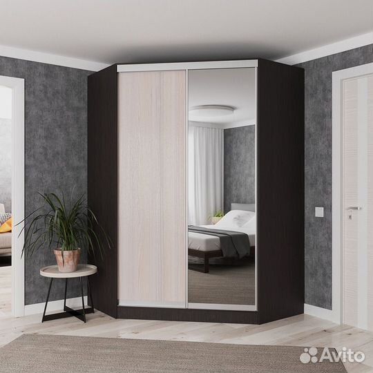 Угловой шкаф