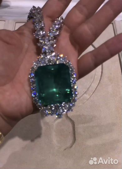 Геммолог (оценка камней)