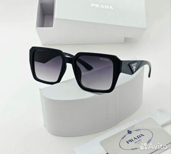 Солнцезащитные очки новые