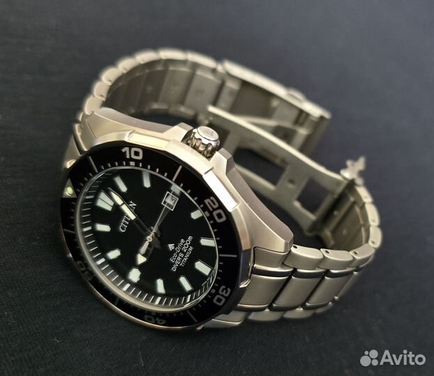 Citizen Promaster super titanium Eco-Drive (часы д