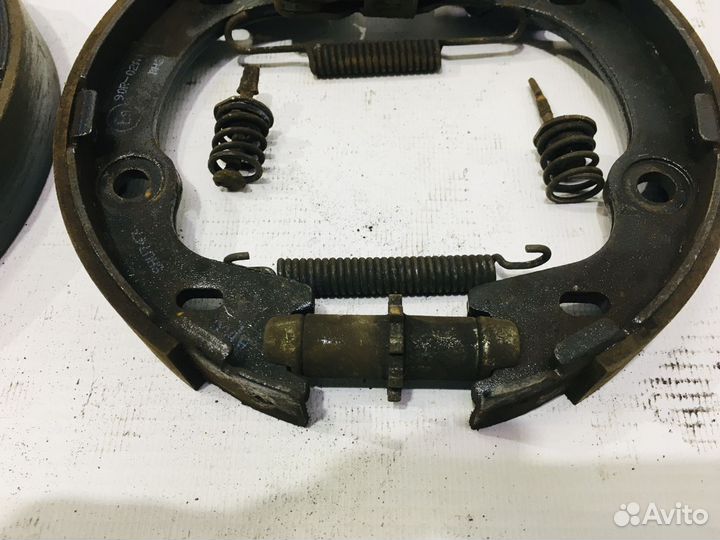 Комплект колодок ручника kia ceed 1