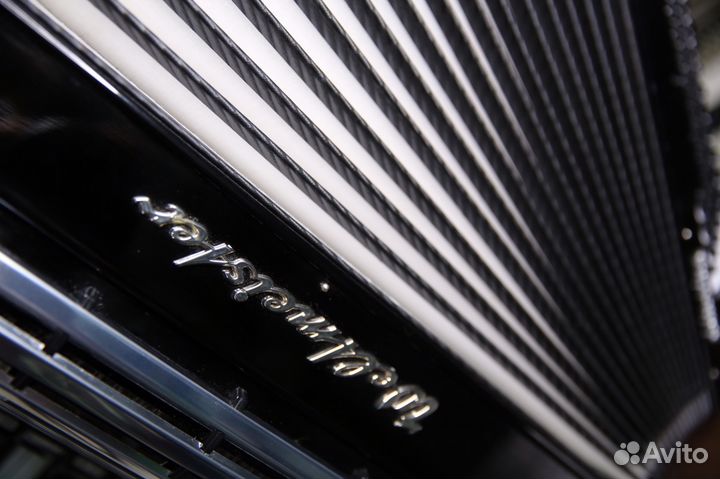 Аккордеон Weltmeister Consona