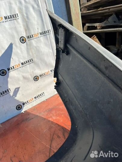 Задний бампер Vw Passat B3 седан